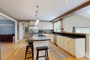 43 Sturbridge Ln, Cumberland, ME 04021 - Photo 12