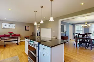 43 Sturbridge Ln, Cumberland, ME 04021 - Photo 8