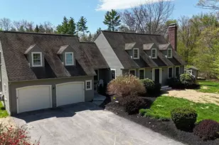 43 Sturbridge Ln, Cumberland, ME 04021 - Photo 2