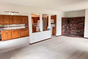 51 Academy St, Presque Isle, ME 04769 - Photo 8