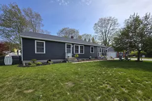 16 Kyle St, Brunswick, ME 04011 - Photo 2