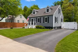 32 Eliot St, South Portland, ME 04106 - Photo 2