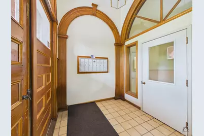 85 Middle Street #10, Hallowell, ME 04347 - Photo 10