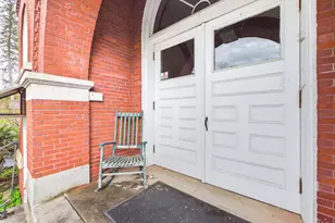 85 Middle St, Hallowell, ME 04347 - Photo 8
