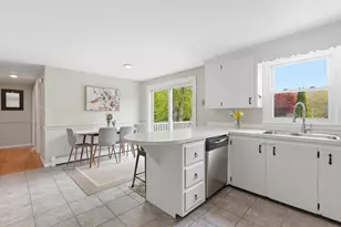 53 Fellows St, South Portland, ME 04106 - Photo 2