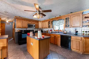 15 Tarr Ave, Lewiston, ME 04240 - Photo 4