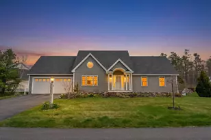 3 Chestnut Ln, Kennebunk, ME 04043 - Photo 2