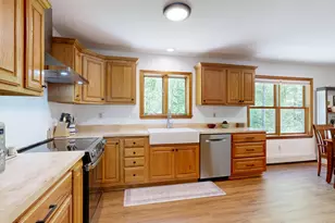 671 Meadow Rd, Topsham, ME 04086 - Photo 14