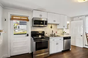 10 9th St, Old Orchard Beach, ME 04064 - Photo 6