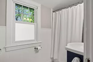 69 Oak St, Waterville, ME 04901 - Photo 22