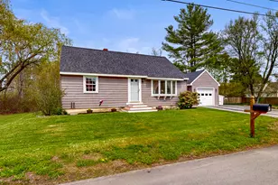 17 Orchard Cir, Lewiston, ME 04240 - Photo 2