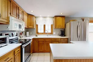 17 Orchard Cir, Lewiston, ME 04240 - Photo 14