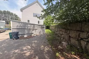 64-66 W Cutts St, Biddeford, ME 04005 - Photo 18