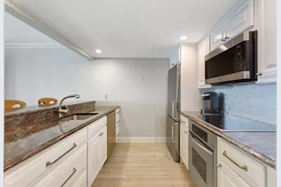 31 E Grand Avenue #72, Old Orchard Beach, ME 04064 - Photo 4