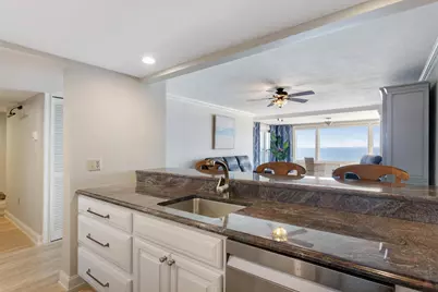 31 E Grand Avenue #72, Old Orchard Beach, ME 04064 - Photo 6