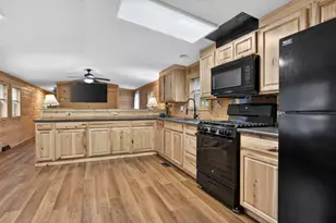 1051 Gardiner Rd, Wiscasset, ME 04578 - Photo 10