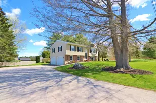 16 Willow Way, Brewer, ME 04412 - Photo 2