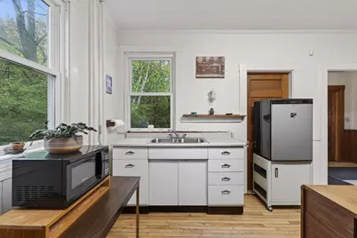 621 Main Street, Lewiston, ME 04240 - Photo 16
