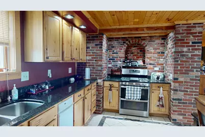 581 Robinson Road, Blaine, ME 04734 - Photo 10