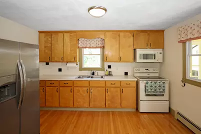 810 Penobscot Street, Rumford, ME 04276 - Photo 6
