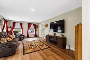 34 Wildwood Rd, Augusta, ME 04330 - Photo 18