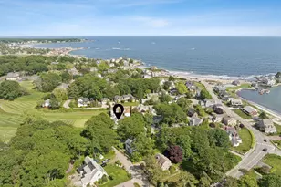 9 Oak St, Kennebunk, ME 04043 - Photo 4