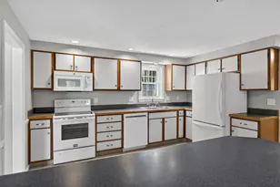 44 Winnocks Neck Rd, Scarborough, ME 04074 - Photo 16