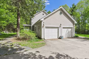 8 Wedgewood Dr, Oakland, ME 04963 - Photo 2