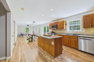8 Wedgewood Dr, Oakland, ME 04963 - Photo 10