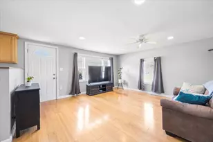 255 Alfred Rd, Kennebunk, ME 04043 - Photo 14