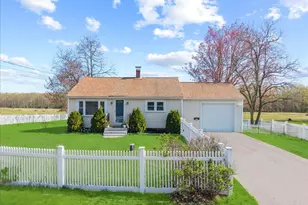 255 Alfred Rd, Kennebunk, ME 04043 - Photo 2