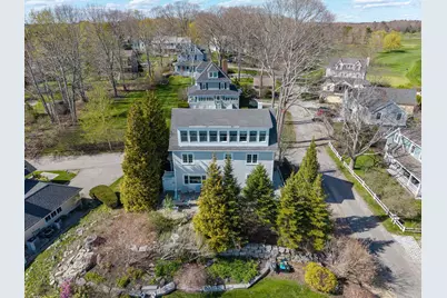 4 Oak Street, Kennebunk, ME 04043 - Photo 2