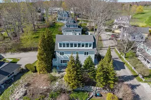 4 Oak St, Kennebunk, ME 04043 - Photo 2