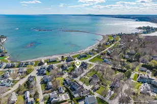 4 Oak St, Kennebunk, ME 04043 - Photo 4