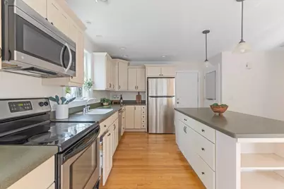 245 Auburn Street, Portland, ME 04103 - Photo 18