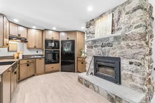 28 E Eleanor Ave, Standish, ME 04084 - Photo 8