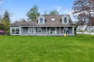 3 Navy St, Searsport, ME 04974 - Photo 2