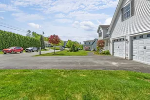 40 Hillview Dr, Bangor, ME 04401 - Photo 8