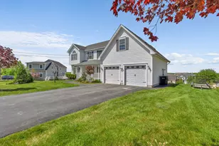 40 Hillview Dr, Bangor, ME 04401 - Photo 6