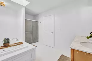 40 Hillview Dr, Bangor, ME 04401 - Photo 44