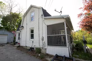 45 Glen St, Sanford, ME 04073 - Photo 2