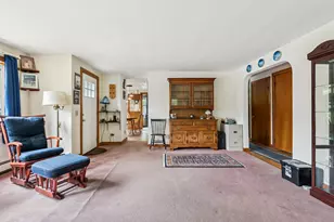 125 Ledgewood Dr, Falmouth, ME 04105 - Photo 10