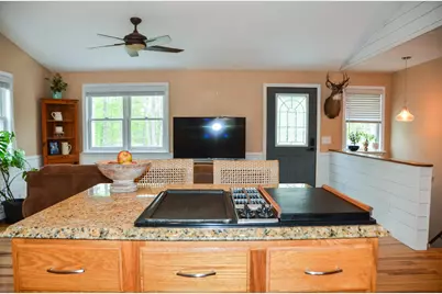 39 Fairbanks Road, Wayne, ME 04284 - Photo 12