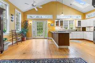 243 Falmouth Rd, Falmouth, ME 04105 - Photo 12