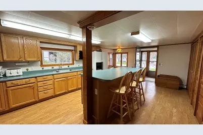 41 York Street, Millinocket, ME 04462 - Photo 4