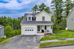 31 Village Cir, Augusta, ME 04330 - Photo 2