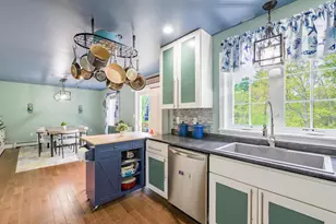 31 Village Cir, Augusta, ME 04330 - Photo 12