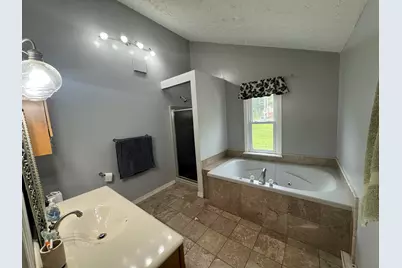 183 Cleveland Road, Saint Agatha, ME 04772 - Photo 18