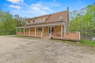 52 Valerie Ln, New Gloucester, ME 04260 - Photo 2