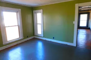 10 Elm St, Houlton, ME 04730 - Photo 20